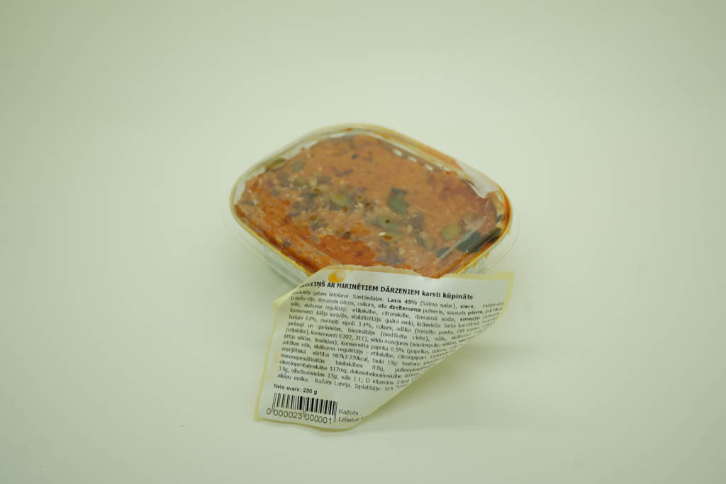 Laša groziņš ar marinētiem dārzeņiem